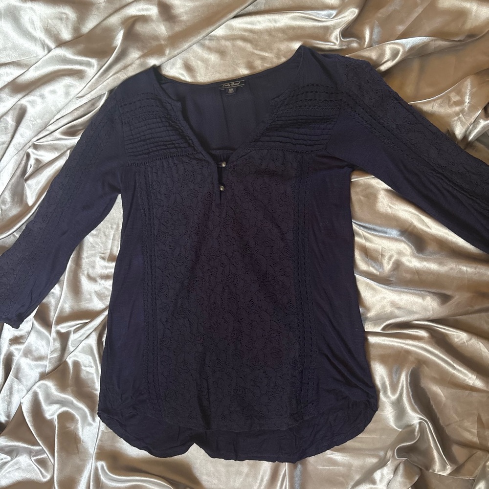 Lucky Brand Navy Lace Detail Blouse XS